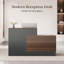 Bureau de réception moderne en L avec solutions de rangement-136051918