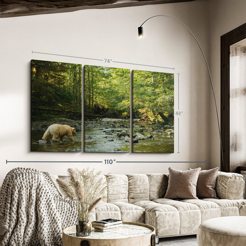 «Spirit Bear In Hartley Bay», 3 pièces, H 48 po x l 74 po