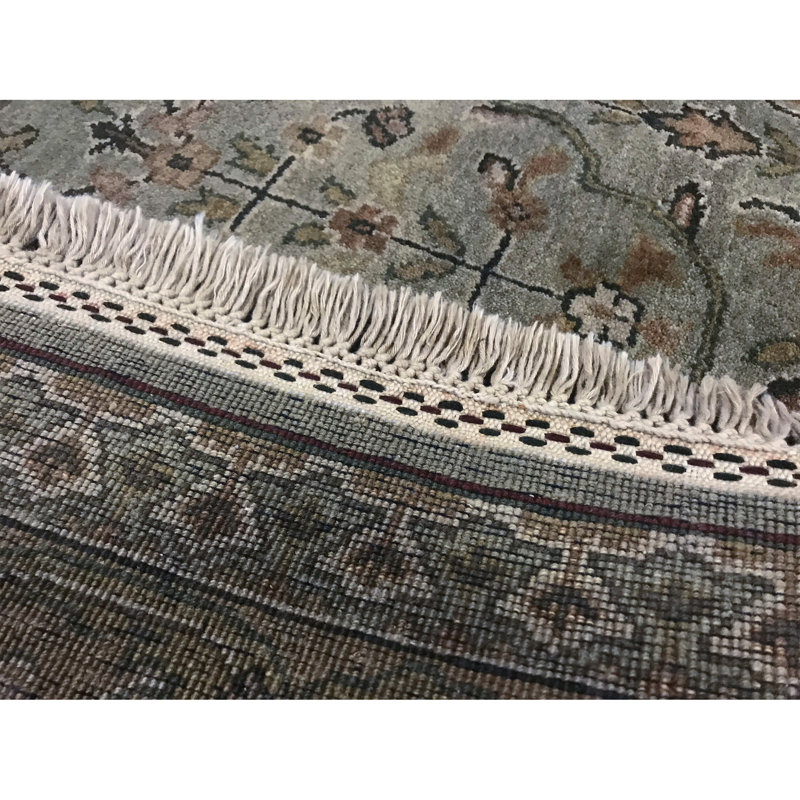 Bikaner Hand Woven Wool Oriental Area Rug