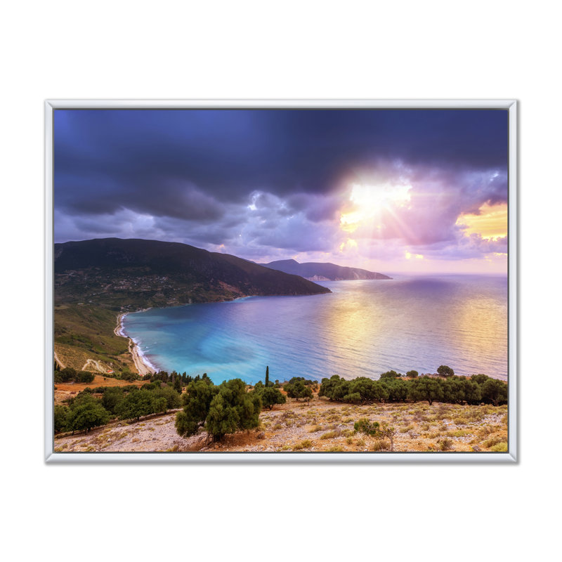 Été coucher de soleil sur la mer - art mural sur toile nautique et côtier, H 36 po x l 24 po x P 1 po, Cadre flottant blanc