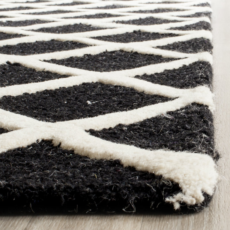 Sanyla Hand Tufted Wool Geometric Rug, Rectangle 2' x 3'