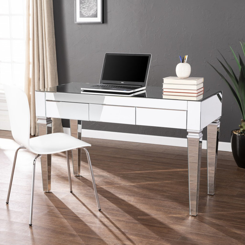 Frutuosa Writing Desk