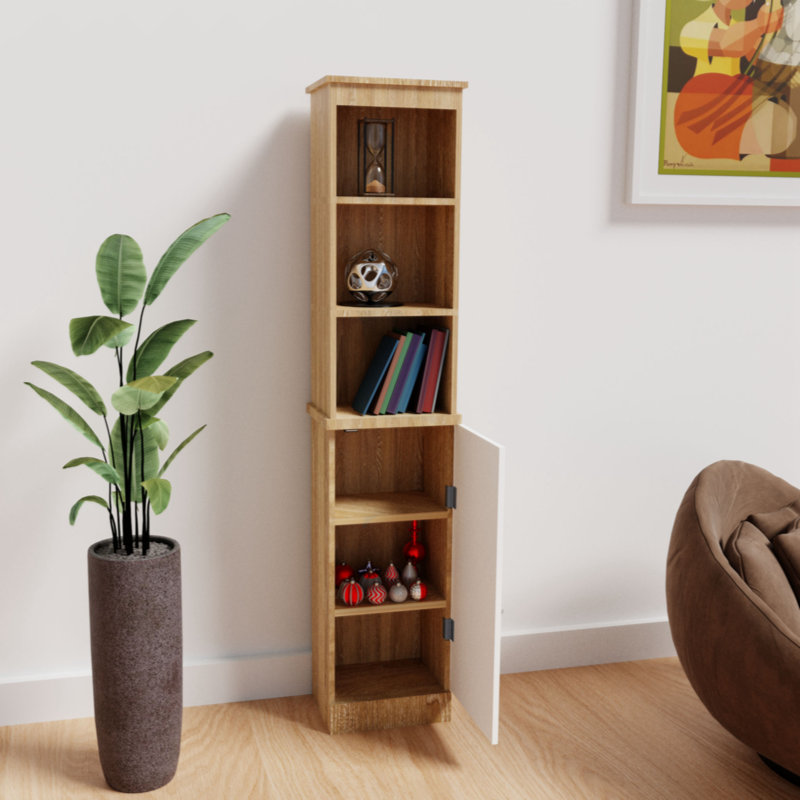 Garney Linen Cabinet, Oak