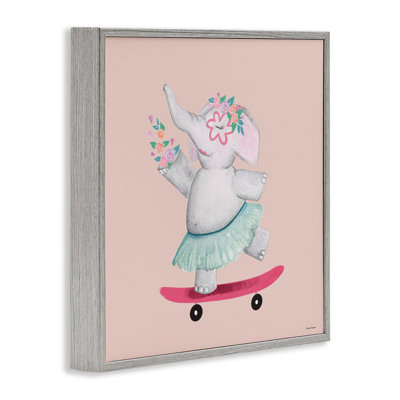 Skateboarding Elephant with Flowers, giclée encadrée, design par Rachel Nieman