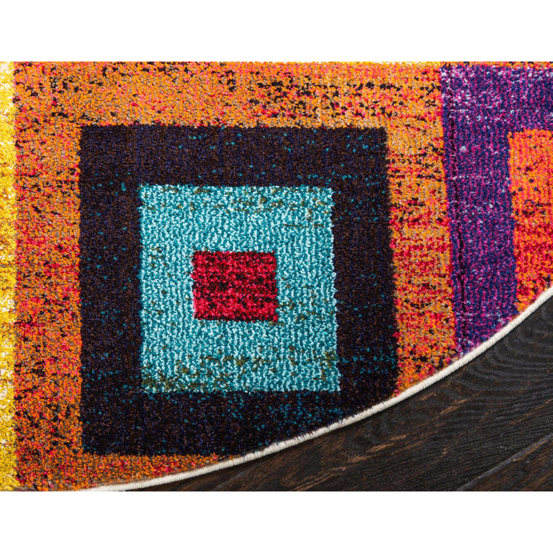 Jesusa Washable Geometric Indoor Rug, Round 6'1"