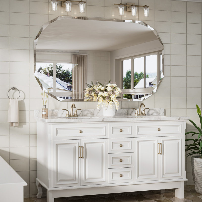 Miroir de salle de bain octogonal sans cadre biseauté Pearlette, 60 po x 36 po