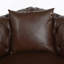 Canapé modulaire réversible en L Chesterfield avec accoudoirs roulés, têtes de clou et capitonnage-652140374