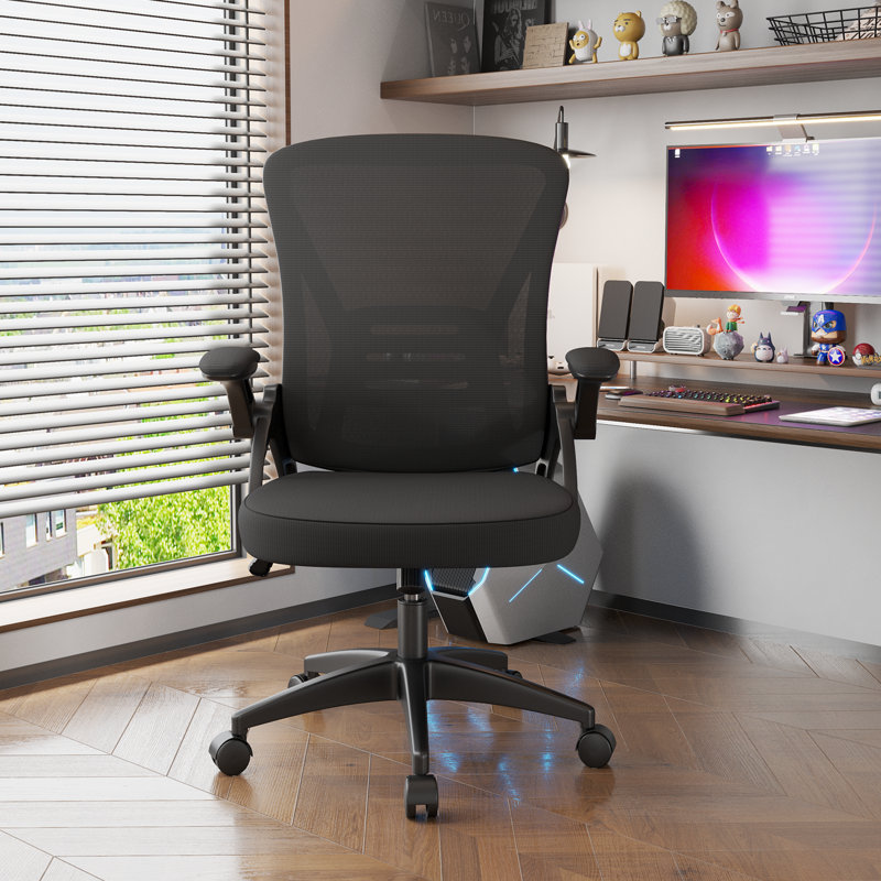 Chaise de bureau ergonomique en filet avec accoudoirs rabattables Norlene, Noir