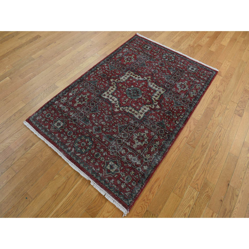 Tapis unique 4 pi x 6 pi Jordyn