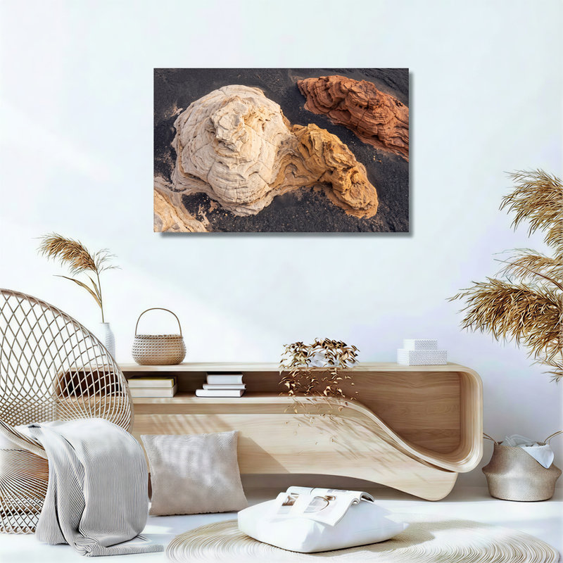 «Layered Cream and Orange Rock Formations», art mural sur toile sable foncé, 12"H x 18"W