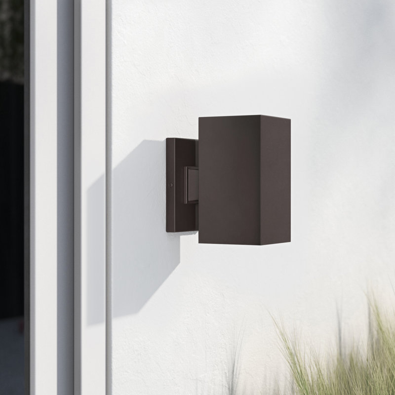 Dyer Aluminum Wall Light, Bronze, 9" H x 5" W x 7.75" D, No