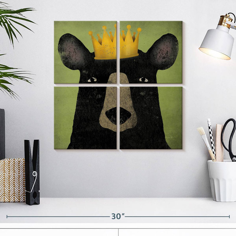 Brampt l'ours noir avec couronne, H 18 po x l 18 po