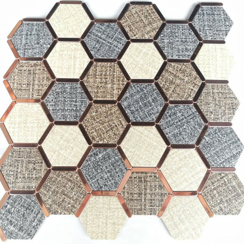 Dosseret hexagonal pelez et collez les accents muraux sur la mosaïque