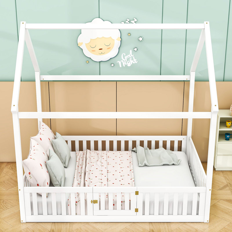 Full Wood House Bed with Fence, White