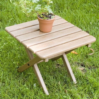 POLYWOOD® Tables 18" Patio Side Table, Sand