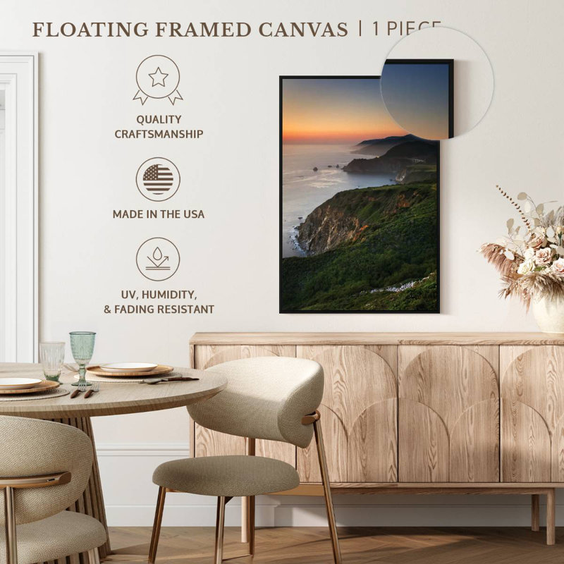 Big Sur II, 21 po x 31 po, Cadre flottant noir