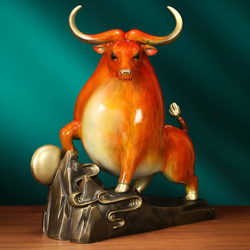 Sculpture de taureau en laiton chanceux - décor de Feng Shui fabriqué à la main, H 7,09 po x l 6,3 po x P 2,76 po