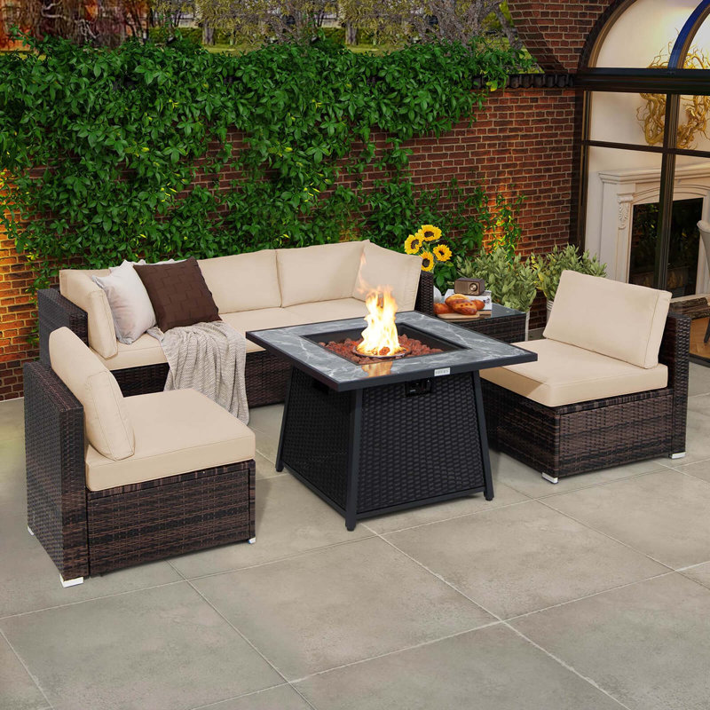 Ensemble de meubles de patio 7 pièces avec foyer d'extérieur au gaz propane 35 po et housse imperméable brun, Beige