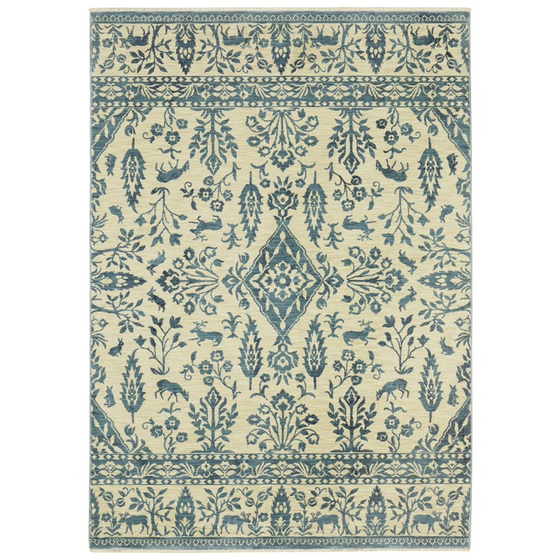 Tapis floral en polypropylène tissé à la machine en ivoire / bleu Kovac, Rectangle 5 pi 3 po x 7 pi 6 po