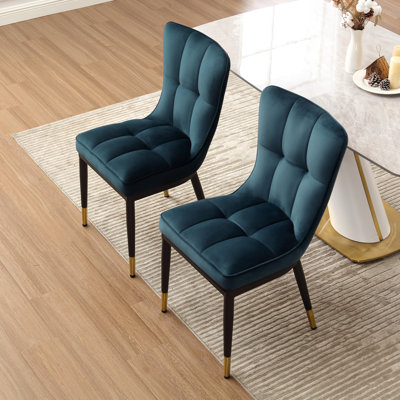 Chaise de salle à manger rembourrée et revêtue de velours