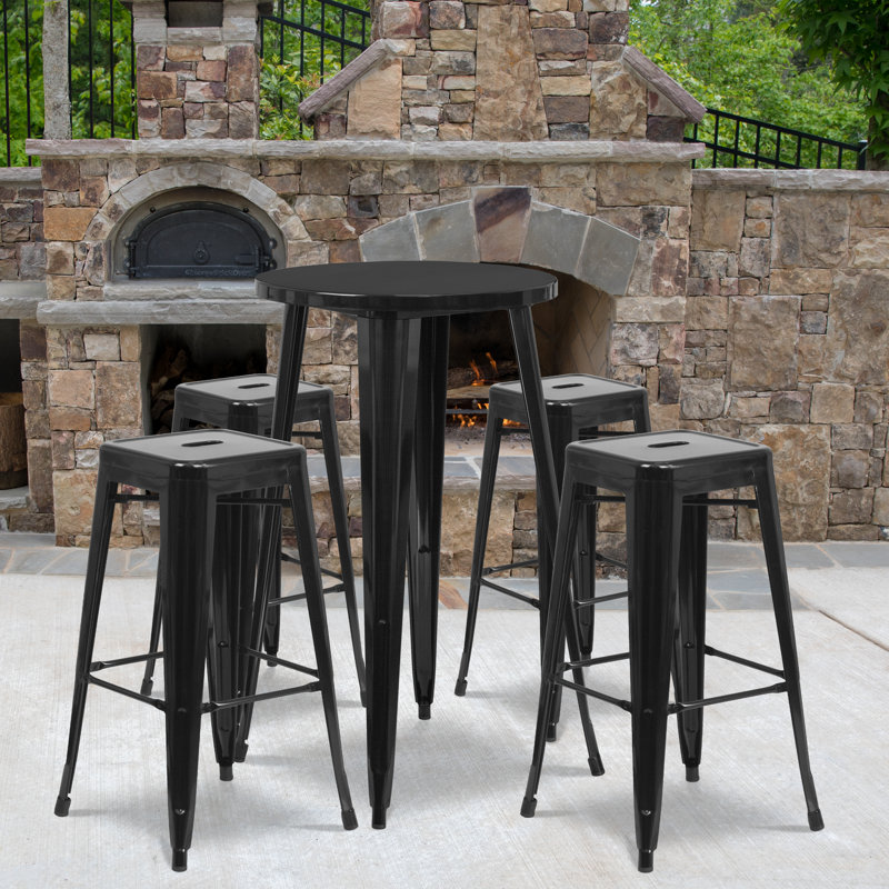 Ensemble de tables de bar rondes intérieur / extérieur en métal 30 po avec 4 tabourets sans dossier Colbert, Noir