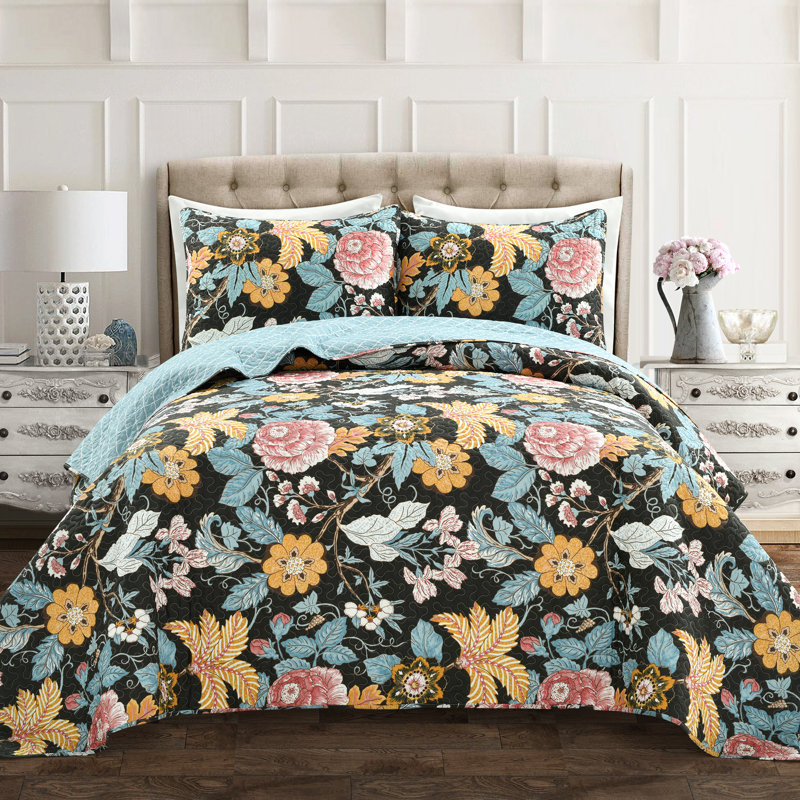 Sydney Full Black and Blue Cotton Reversible Quilt Set