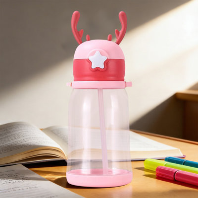 Bouteille d'eau 600 ml Autocollant Version grande capacité Deer Cup Mignon cerf Paille Bouteille d'eau Étanche Portable pour adultes et enfants quotidienne / voyage