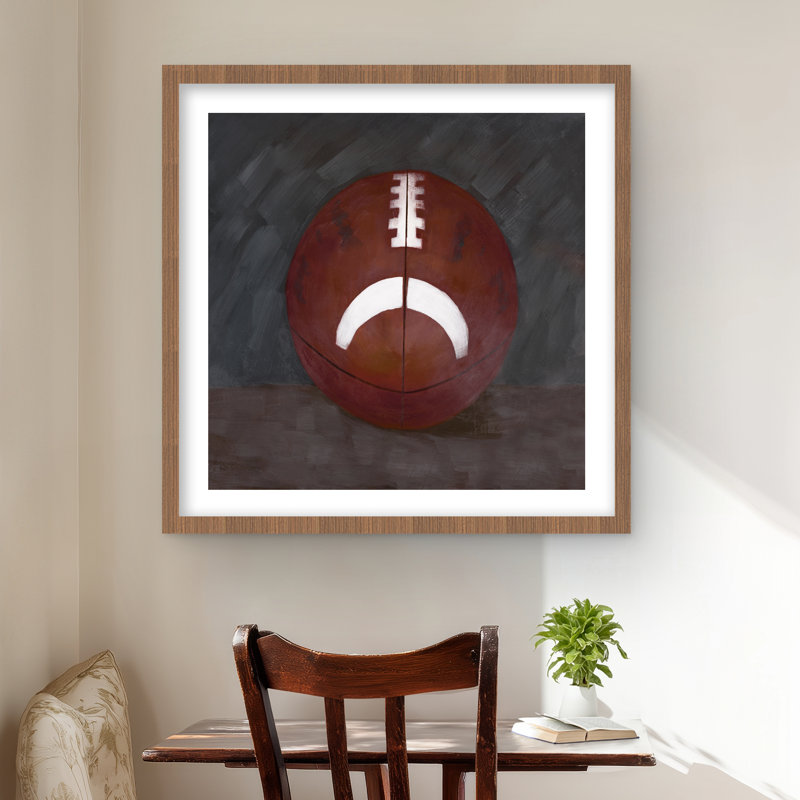 «Football Ball - Man Cave Still Life», reproduction d'art encadrée
