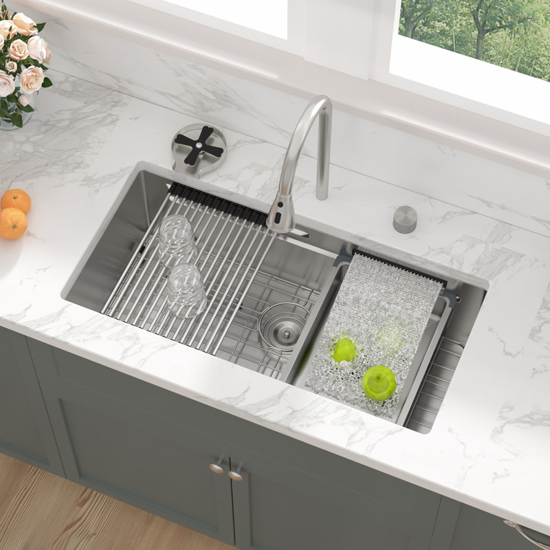 33 Inch Undermount Waterfall Kitchen Sink Single Bowl 16 Gauge Stainless Steel Sink with Ledge Workstation and Pull-Out Faucet,Cup Washer