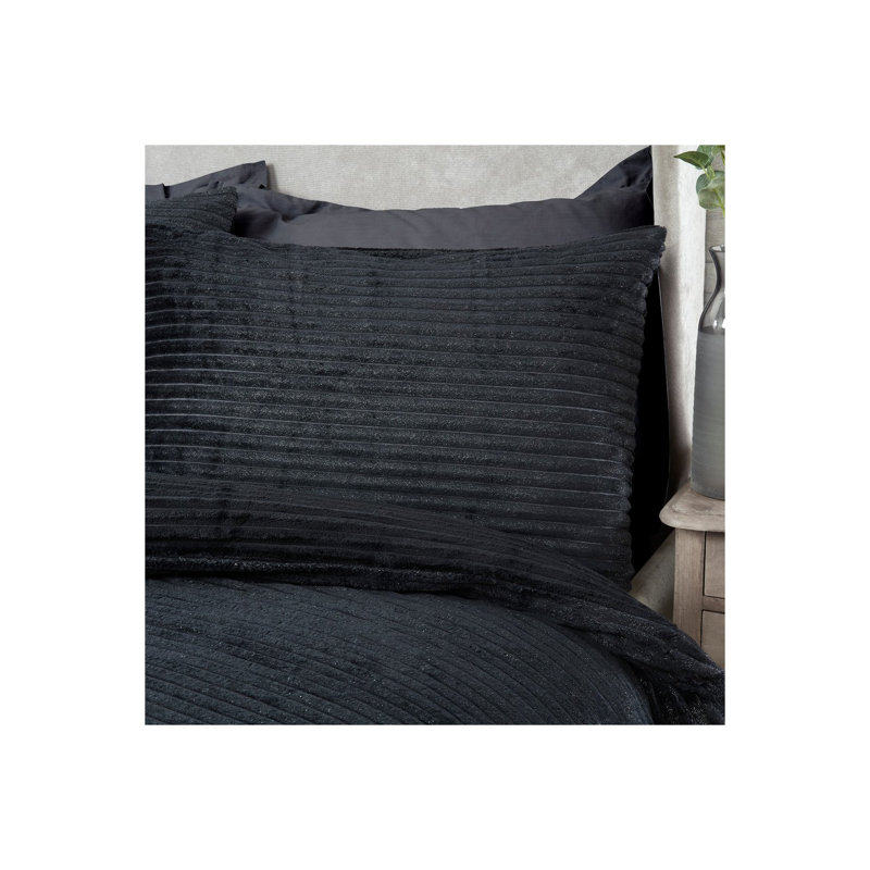 Bryson Polyester Solid Colour Duvet Cover Set with Pillowcases, Kingsize - 2 Standard Pillowcases, Black