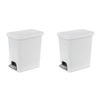 Poubelle à pédale 2,7 gallons Sterilite