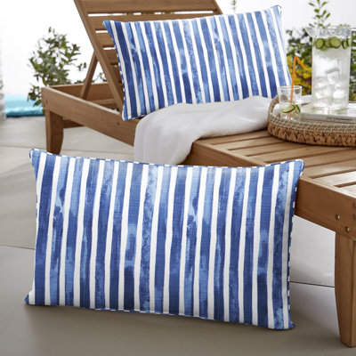 Coussin extérieur à rayures