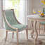 Chaise rembourrée avec garniture cloutée