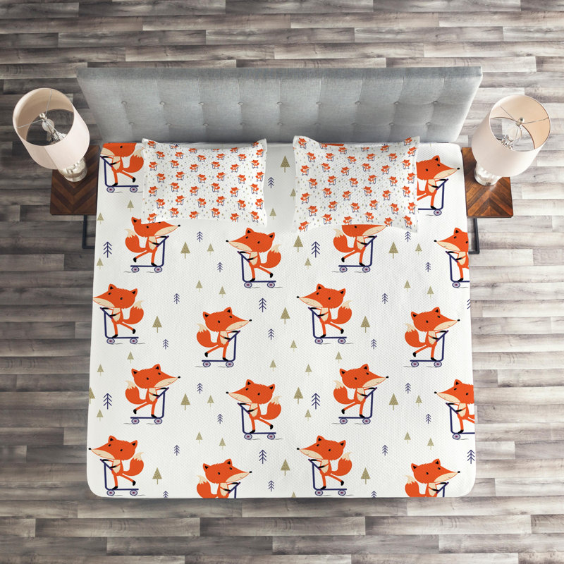Vibrant Polyester Animal Print Coverlet, King Bedspread + 2 King Shams, White/Beige/Orange Animal