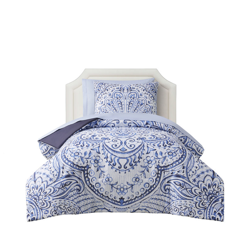 Layla 5pc Damask Bed in a Bag Reversible Comforter Set with bed sheets, 5, Blue, Twin