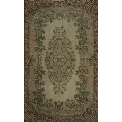 Elegant Vintage Floral Patterned Rug 5x9