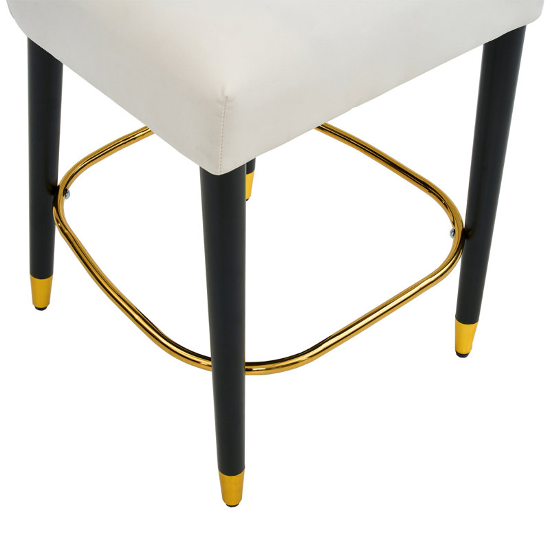 Tabouret de comptoir de 27 pouces au design moderne, tissu de couleur claire, repose-pieds circulaire doré et aspect luxueux pour une assise élégante