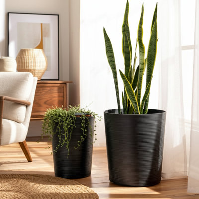 Jardinières modernes pour la maison ou le jardin - Pots de fleurs ronds pour le patio ou les espaces intérieurs - Jardinière extérieure durable et jardinière décorative pour l'entrée ou le salon - ensemble de 2, 21 po, noir