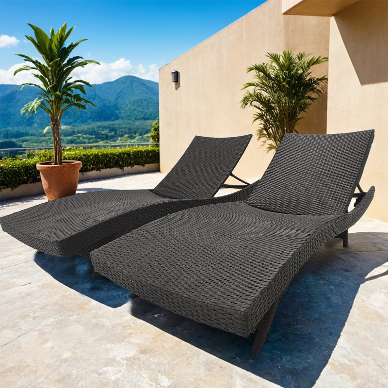 Chaise longue d'extérieur en osier Lateasha