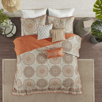 Courtepointe très grand / très grand en orange - motif floral audacieux avec médaillons, 100% microfibre, 2 taies décoratives et coussins décoratifs orange, motif à médaillon, coussins brodés, revers brossé