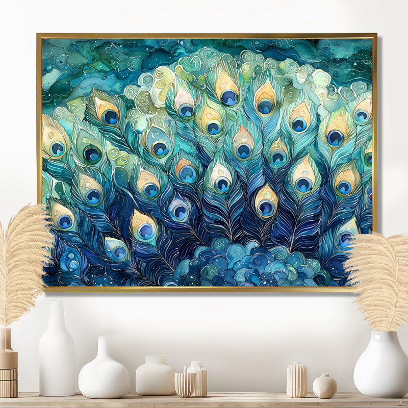 «Blue and Green Peacock Feather Collage III», art mural sur toile, H 12 po x l 20 po, Avec cadre, Doré