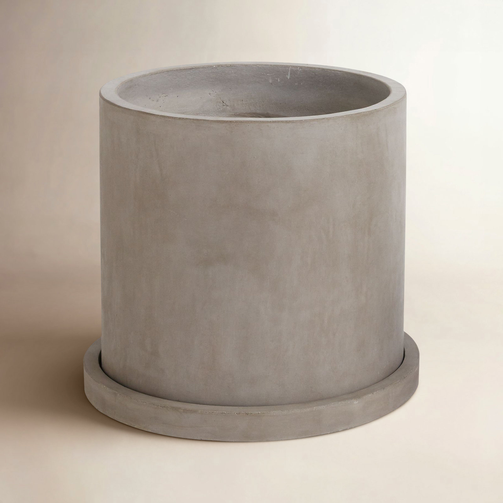 Lemont Pot Planter, 16.25" H x 18" W x 18" D