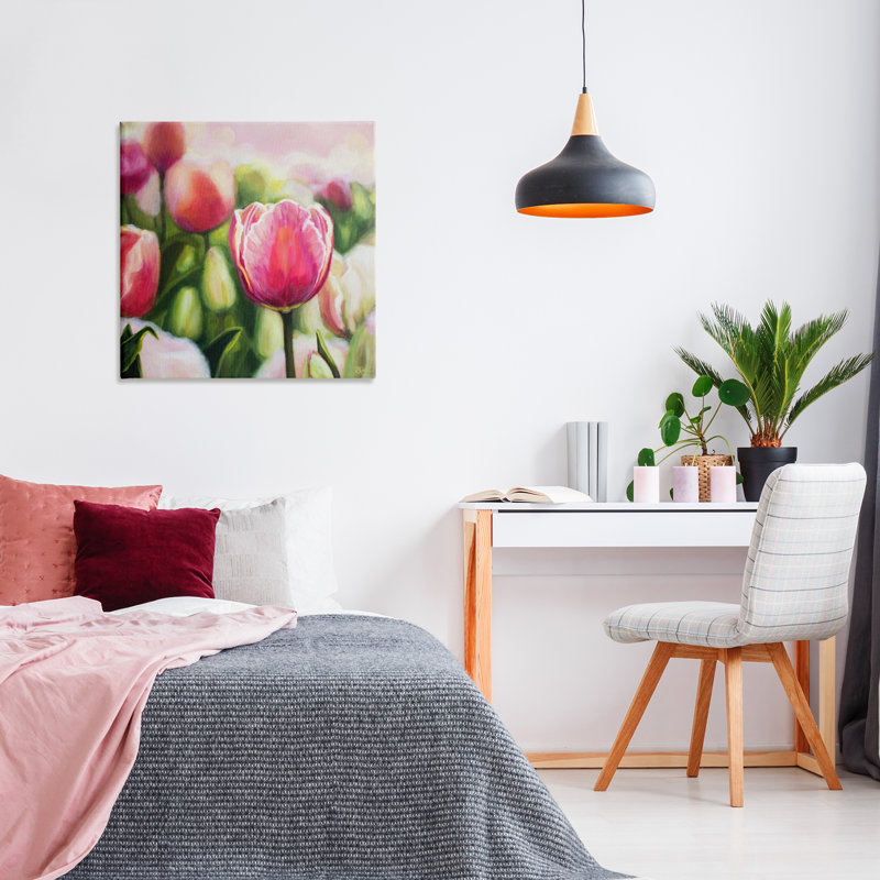 «Blooming Tulips Garden» par Raquel Roth, H 30 po x l 30 po