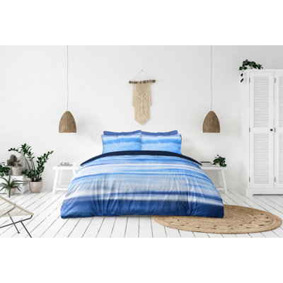 Weathers Polyester Striped Duvet Cover with Pillowcases