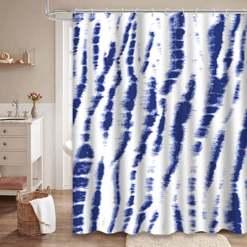 Rideau de douche indigo en tissu Batik avec 12 crochets, L 72 po x l 78 po