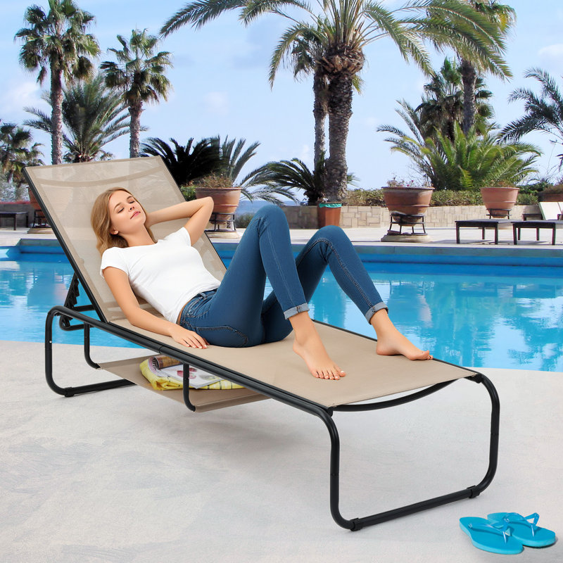 Chaise longue d'extérieur en polyrésine, Kaki