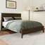 Lit plateforme en bois massif de style moderne et durable