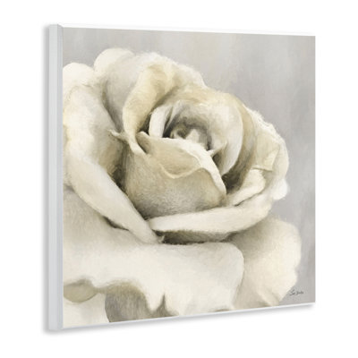 «Curling Rose Petals» par Lori Deiter