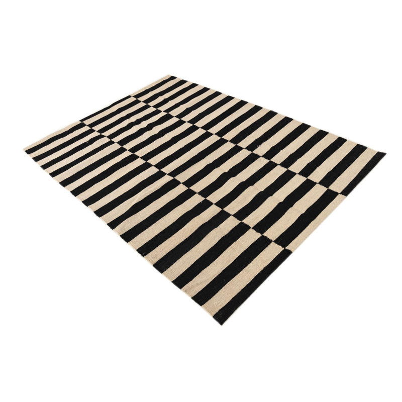 Tapis noir et blanc Orta