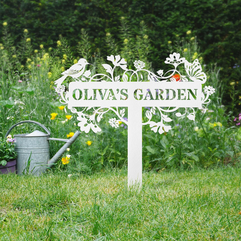 Oiseau de jardin papillon sur des fleurs sauvages, H 24 po x l 24 po x P 0,05 po, Oui, Blanc